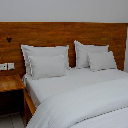 Ally Ngali Motel Kigali Luaran gambar